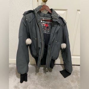 AUTHENTIC WOMENS MOOSE KNUCKLES JACKET